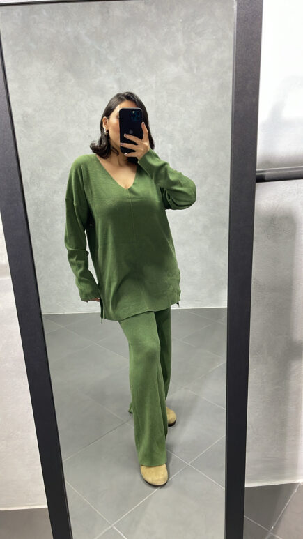 Ensemble Vert Col en V