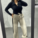 Pantalon Beige à Bande noire